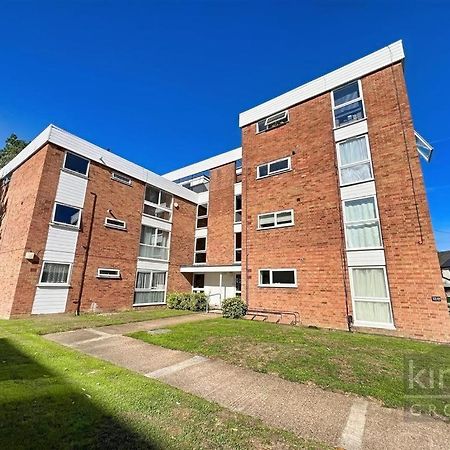 A Cosy 1 Bedroom Apartment エンフィールド エクステリア 写真