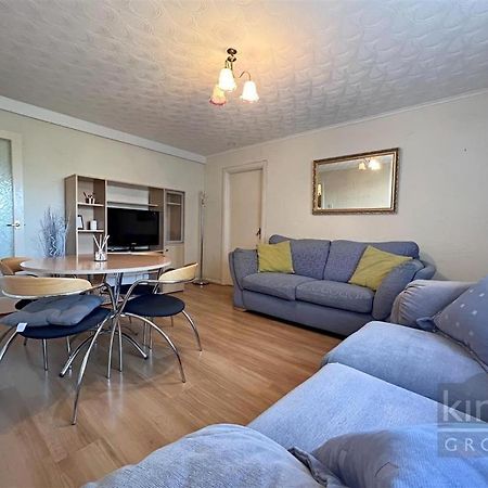 A Cosy 1 Bedroom Apartment エンフィールド エクステリア 写真