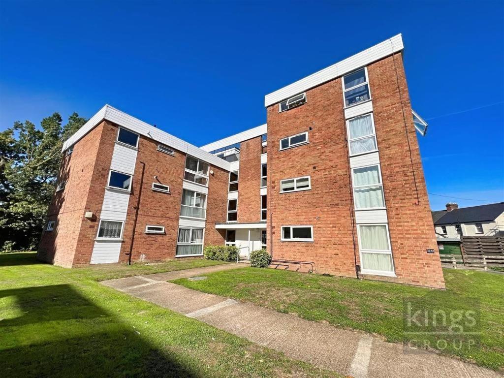 A Cosy 1 Bedroom Apartment エンフィールド エクステリア 写真